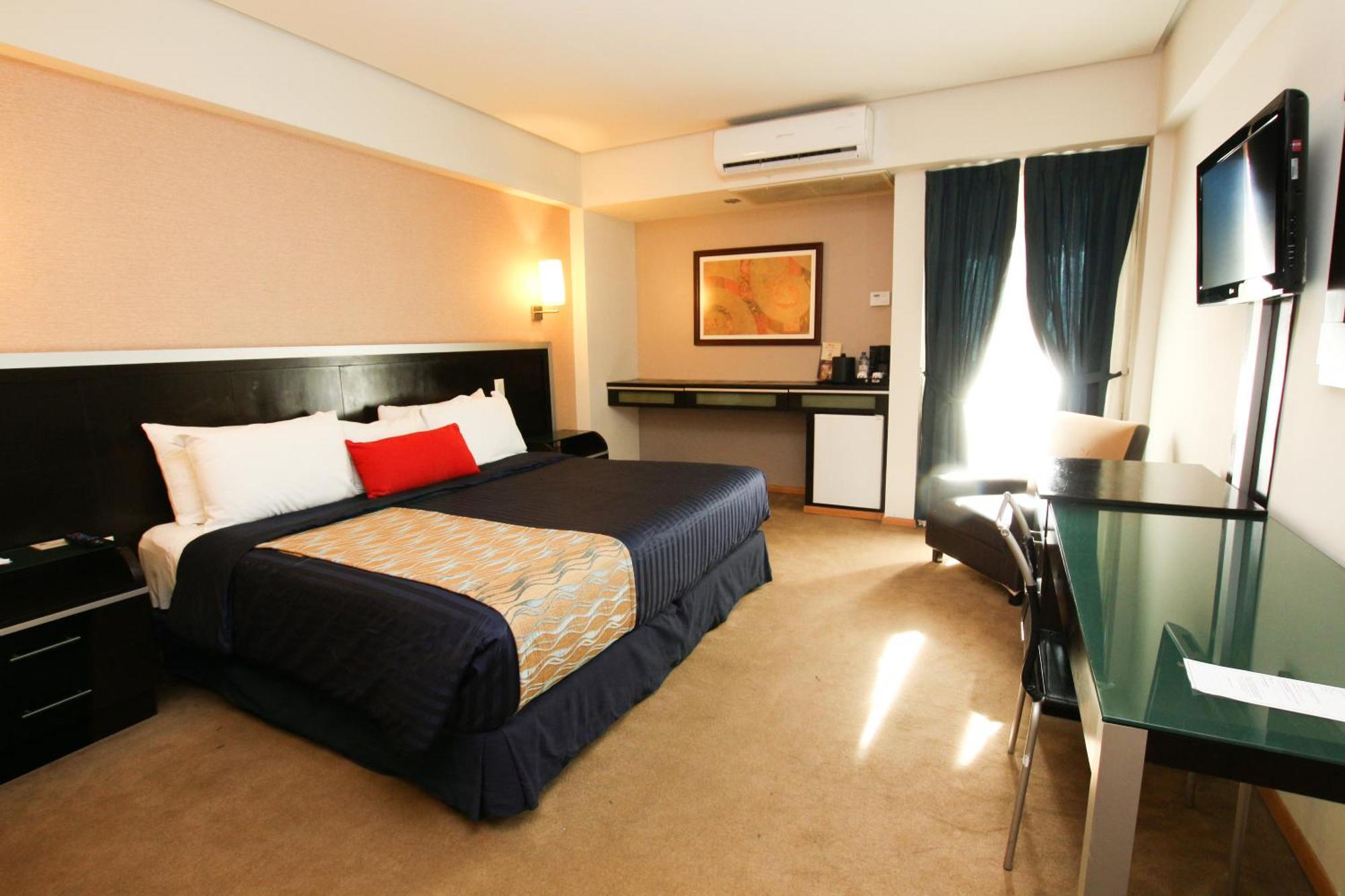 Hotel Colon Plaza Business Class Nuevo Laredo Εξωτερικό φωτογραφία